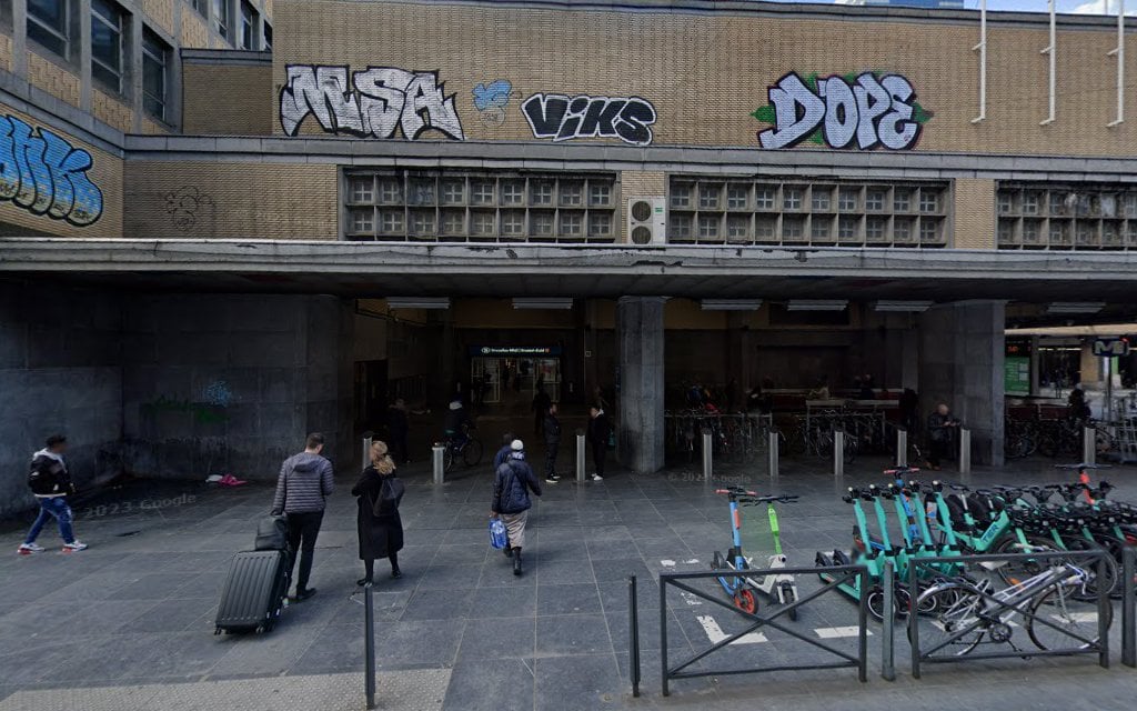 Points CASH STIB Bruxelles Midi Saint Gilles Distributeursdebillets be Points CASH STIB Bruxelles Midi Saint Gilles Distributeursdebillets be