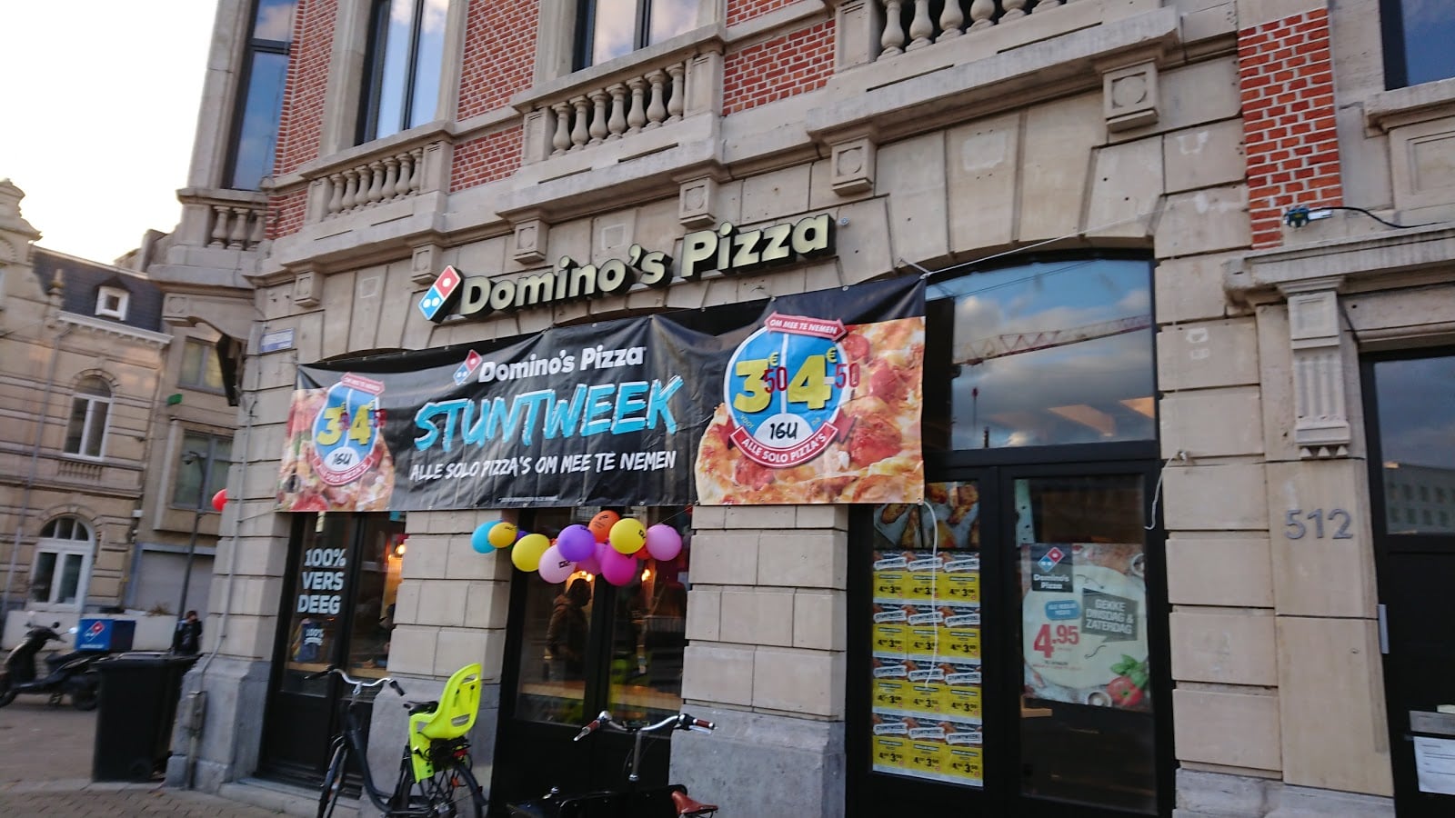 Domino's Pizza Uitbreidingstraat